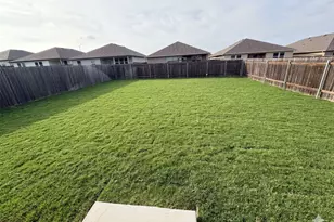 821 Gerardia Ct, Seguin, TX 78155 - Photo 17