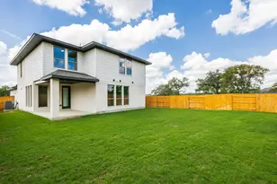 107 Flowing Gratitude Ln, Georgetown, TX 78633 - Photo 9