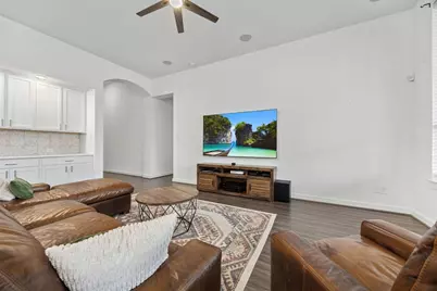 22610 Maidengrass Lane, Lago Vista, TX 78645 - Photo 11