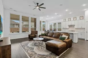 22610 Maidengrass Ln, Lago Vista, TX 78645 - Photo 9