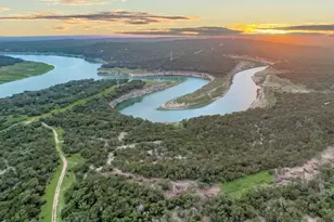 22610 Maidengrass Ln, Lago Vista, TX 78645 - Photo 5