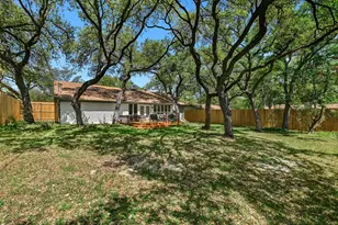 9405 Shady Oaks Dr, Austin, TX 78729 - Photo 27