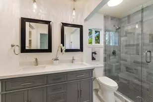 9405 Shady Oaks Dr, Austin, TX 78729 - Photo 15