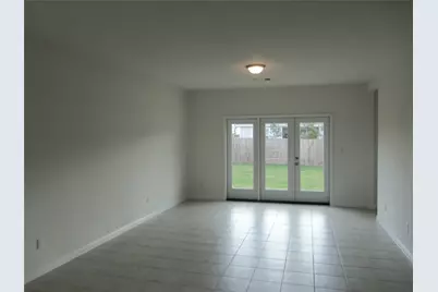 303 Cold Springs Loop, Bastrop, TX 78602 - Photo 3