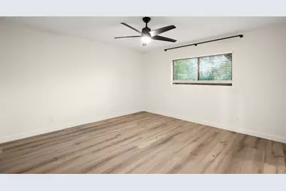 413 Sun Bonnet Drive, Buda, TX 78610 - Photo 13