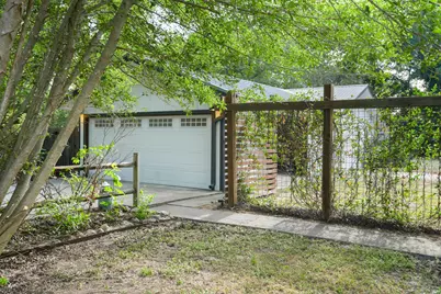 413 Sun Bonnet Drive, Buda, TX 78610 - Photo 5