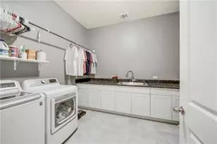 305 Wagon Spoke Wy, Liberty Hill, TX 78642 - Photo 7