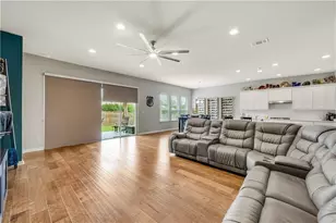 305 Wagon Spoke Wy, Liberty Hill, TX 78642 - Photo 13