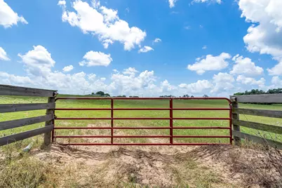 000 Old Cuero Road, Yoakum, TX 77995 - Photo 7
