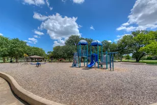 8008 Tonkinese Dr, Round Rock, TX 78681 - Photo 13