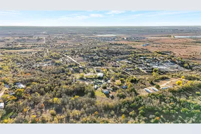 910 Petras Way, Kyle, TX 78640 - Photo 11