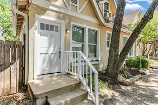 1110 W 22nd St, Austin, TX 78705 - Photo 5
