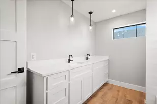 205 N Ave, Johnson City, TX 78636 - Photo 31