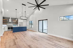 205 N Ave, Johnson City, TX 78636 - Photo 5