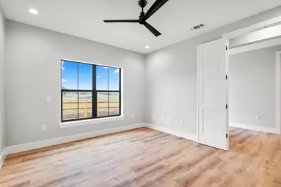 205 N Avenue, Johnson City, TX 78636 - Photo 15