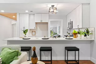 7503 Berkman Dr, Austin, TX 78752 - Photo 1