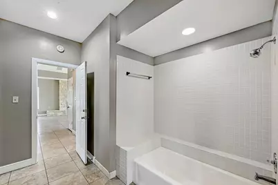 1607 Clubhouse Hill Drive, Spicewood, TX 78669 - Photo 25