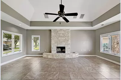 1607 Clubhouse Hill Drive, Spicewood, TX 78669 - Photo 9