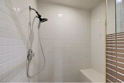 1607 Clubhouse Hill Drive, Spicewood, TX 78669 - Photo 21