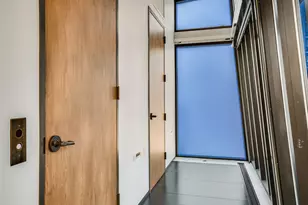 811 Congress Ave, Austin, TX 78701 - Photo 25