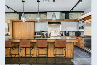811 Congress Avenue, Austin, TX 78701 - Photo 9
