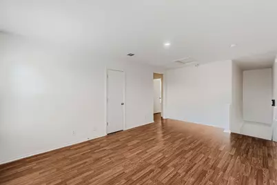 216 Capistrano Drive, San Marcos, TX 78666 - Photo 9