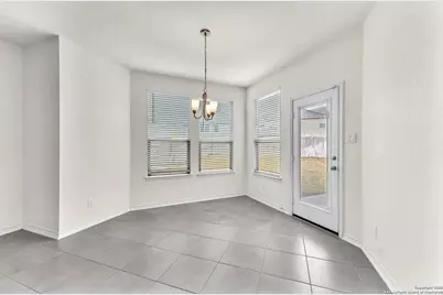 412 Deer Crest Drive, New Braunfels, TX 78130 - Photo 15