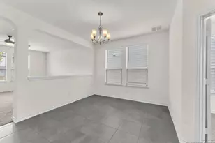 412 Deer Crest Dr, New Braunfels, TX 78130 - Photo 7