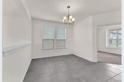 412 Deer Crest Drive, New Braunfels, TX 78130 - Photo 9