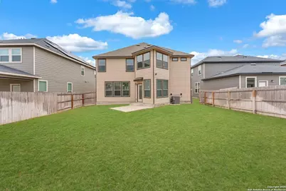 412 Deer Crest Drive, New Braunfels, TX 78130 - Photo 37