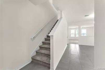 412 Deer Crest Drive, New Braunfels, TX 78130 - Photo 17