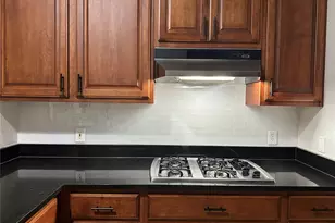 13105 Appaloosa Chase Dr, Austin, TX 78732 - Photo 9