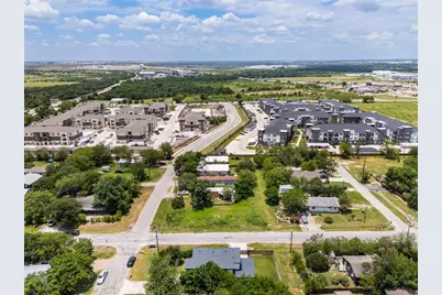 303 Eggleston Street, Manor, TX 78653 - Photo 3