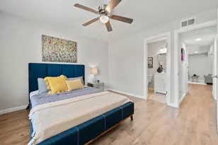 1312 E 52nd St, Austin, TX 78723 - Photo 11