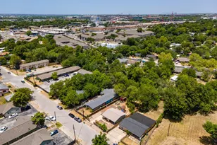 1312 E 52nd St, Austin, TX 78723 - Photo 19