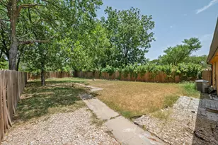 1312 E 52nd St, Austin, TX 78723 - Photo 17