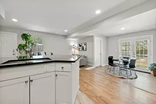 1312 E 52nd St, Austin, TX 78723 - Photo 5