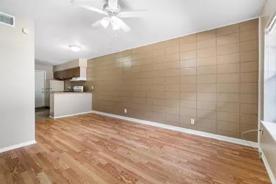 311 E 31 Street #107, Austin, TX 78705 - Photo 5