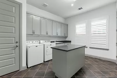 16516 Leopold Trail, Austin, TX 78738 - Photo 23