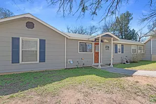 318 Clear Creek Dr, Burnet, TX 78611 - Photo 3