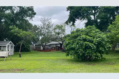 318 Clear Creek Drive, Burnet, TX 78611 - Photo 35