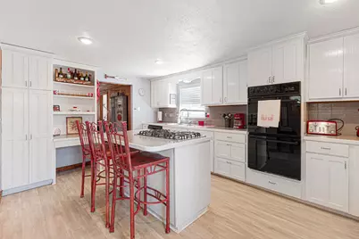 318 Clear Creek Drive, Burnet, TX 78611 - Photo 13