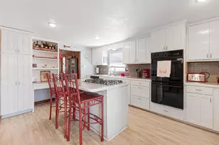 318 Clear Creek Dr, Burnet, TX 78611 - Photo 13