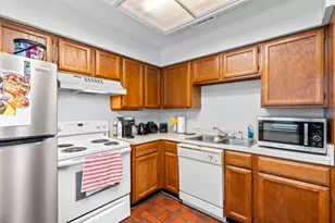 2110 Rio Grande St, Austin, TX 78705 - Photo 13