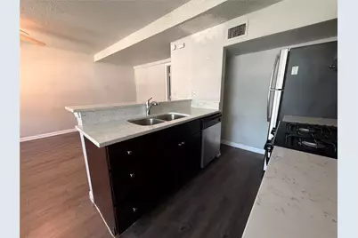1202 Newning Avenue #109, Austin, TX 78704 - Photo 5