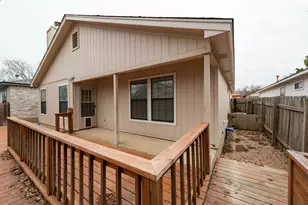 416 Village Ln, Buda, TX 78610 - Photo 23