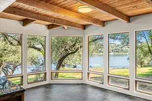 24736 Travis Lakeside Dr, Spicewood, TX 78669 - Photo 31