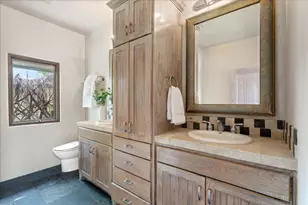 24736 Travis Lakeside Dr, Spicewood, TX 78669 - Photo 9