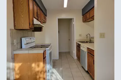 2804 Bull Run #A, Taylor, TX 76574 - Photo 3