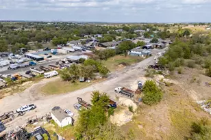 10811 San Jose Ave, Del Valle, TX 78617 - Photo 13